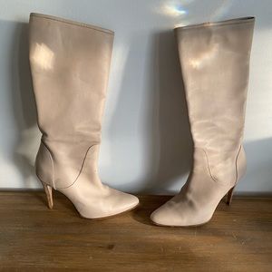 Manolo Blahnik boots 👢